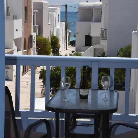 στούντιος βαγγέλης