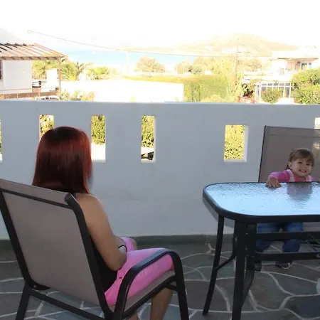 στούντιος βαγγέλης
